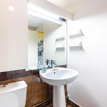 Guestready - Bright Retreat In The 15th Apartment